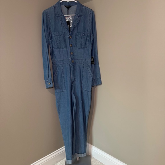 Express Denim Jumpsuit Small Button Down‎ Long Sleeve Casual Romper New NWT - Picture 2 of 7